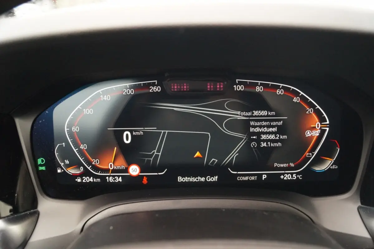 420i Business Edition Plus -PANO-LEER-NAVI-ECC-