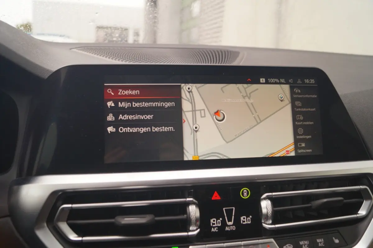 420i Business Edition Plus -PANO-LEER-NAVI-ECC-