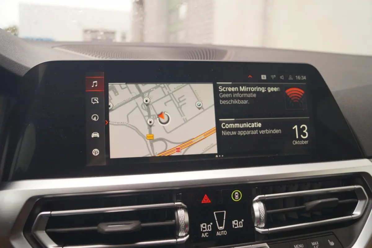 420i Business Edition Plus -PANO-LEER-NAVI-ECC-