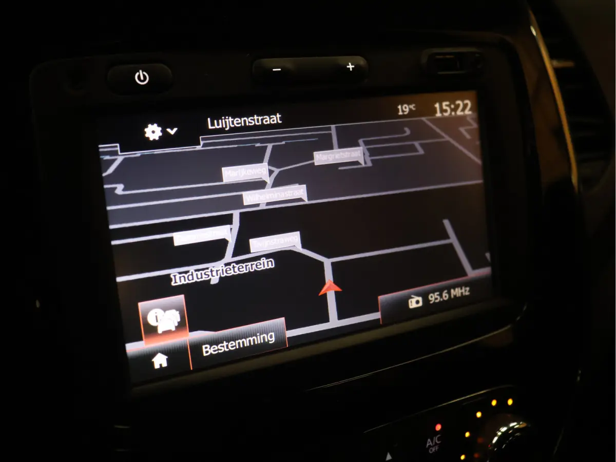 1.2 TCe Dynamique [CAMERA, HALF LEDER, PDC ACHTER, CRUISE CONTROL, BLUETOOTH, CLIMATE CONTROL, NAVIGATIE, NIEUWSTAAT]