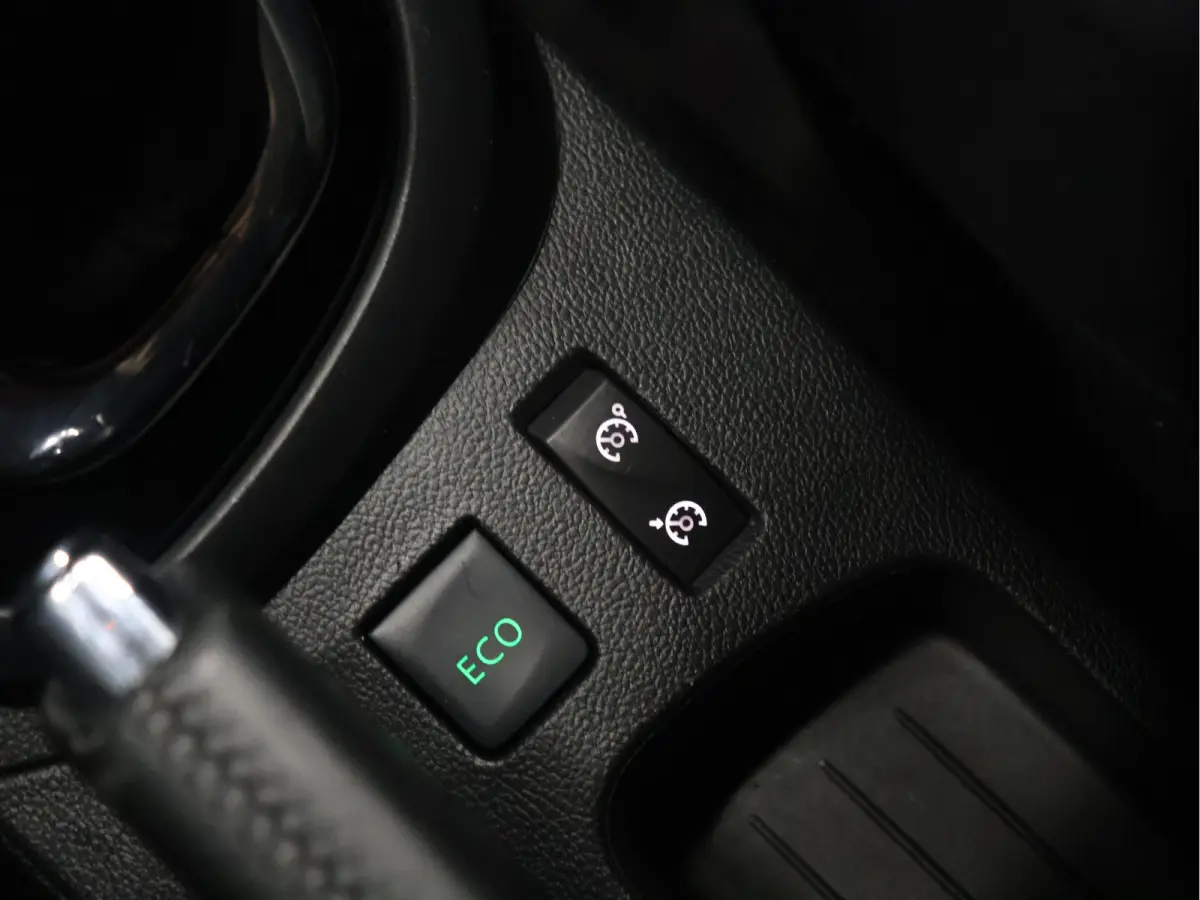 1.2 TCe Dynamique [CAMERA, HALF LEDER, PDC ACHTER, CRUISE CONTROL, BLUETOOTH, CLIMATE CONTROL, NAVIGATIE, NIEUWSTAAT]