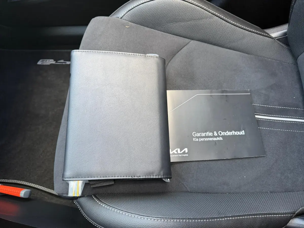 1.0 T-GDi GT-Line | Panorama schuifdak | Navigatie | Camera | Apple Carplay \ Android auto | Stoelverwarming/ Stuurverwarming | Cruise control | Lichtmetalen Velgen |