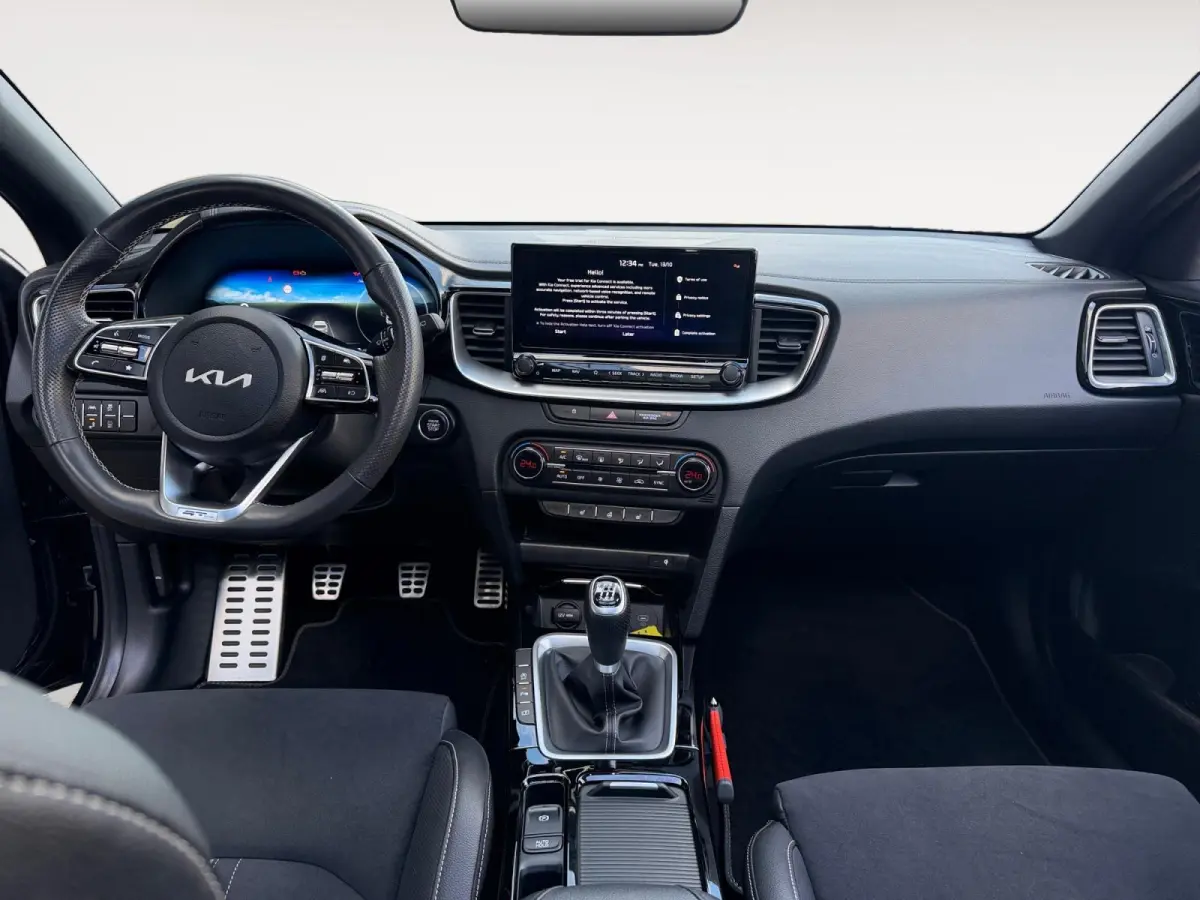 1.0 T-GDi GT-Line | Panorama schuifdak | Navigatie | Camera | Apple Carplay \ Android auto | Stoelverwarming/ Stuurverwarming | Cruise control | Lichtmetalen Velgen |