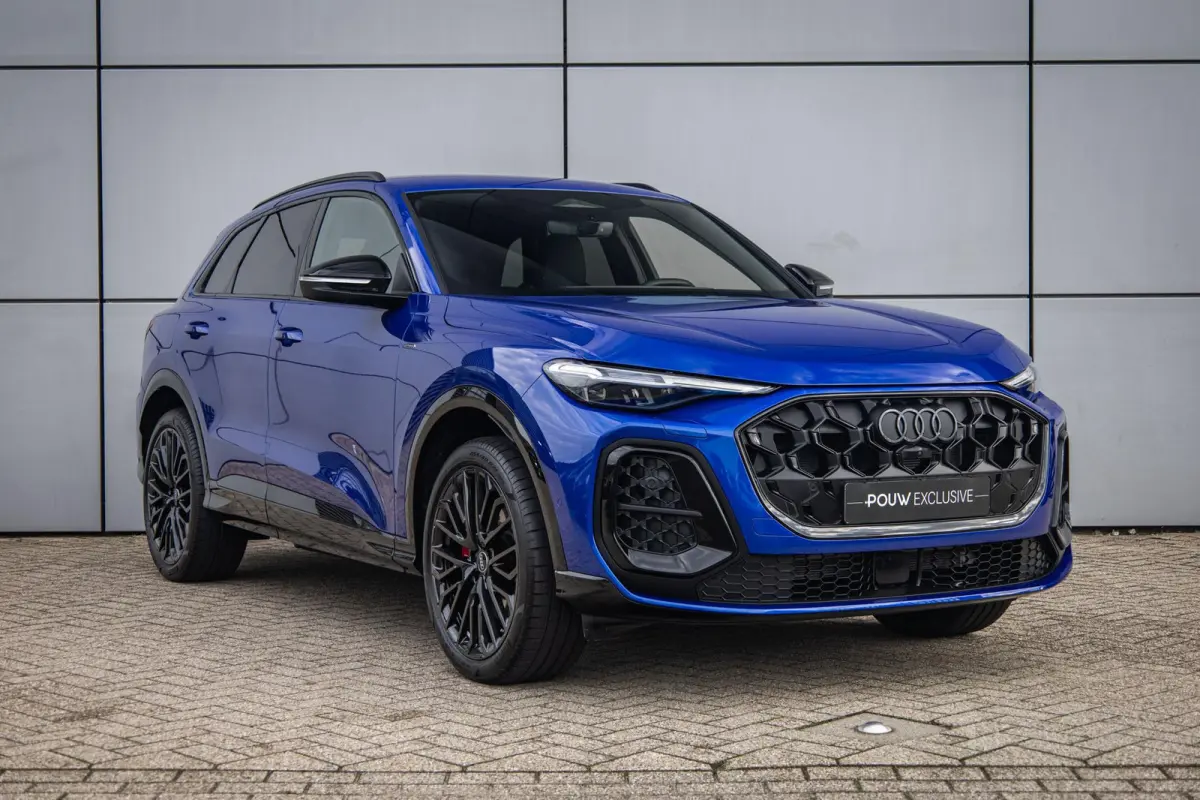 2.0 e-hybrid 367pk quattro S edition Competition | 21" LMV | Trekhaak | 360 Camera | Memory Stoel | Alcantara | Ambianceverlichting