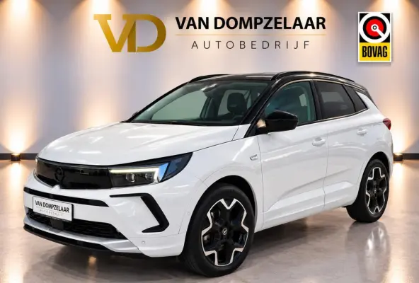 1.6 Turbo Plug-In Hybrid 4x4 Ultimate 300PK / LEDER / NAVI / MATRIX / STOEL-STUURVERW. /