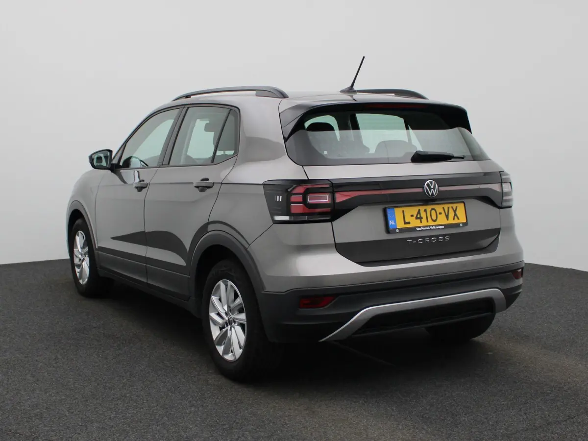 1.0 TSI Life 110 PK| Origineel Nederlands | 1e Eigenaar | Dealeronderhouden |  Navigatie | Achteruitrijcamera | Apple Carplay | Airco | 16 Inch Velgen