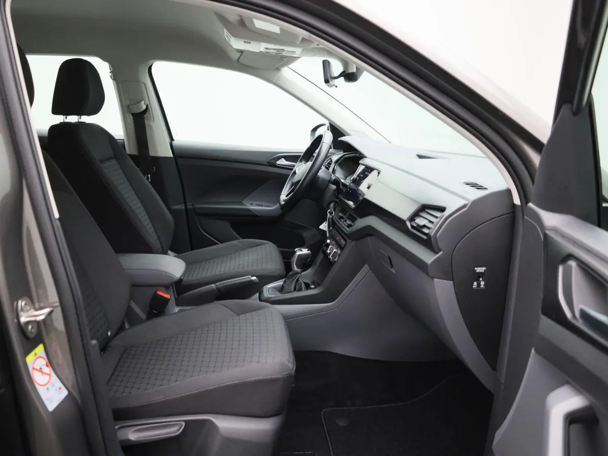 1.0 TSI Life 110 PK| Origineel Nederlands | 1e Eigenaar | Dealeronderhouden |  Navigatie | Achteruitrijcamera | Apple Carplay | Airco | 16 Inch Velgen