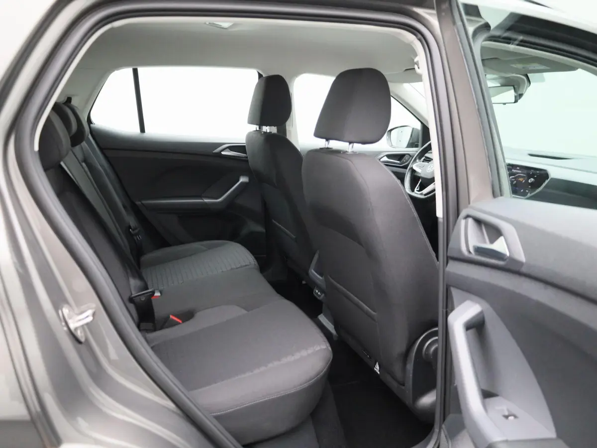 1.0 TSI Life 110 PK| Origineel Nederlands | 1e Eigenaar | Dealeronderhouden |  Navigatie | Achteruitrijcamera | Apple Carplay | Airco | 16 Inch Velgen