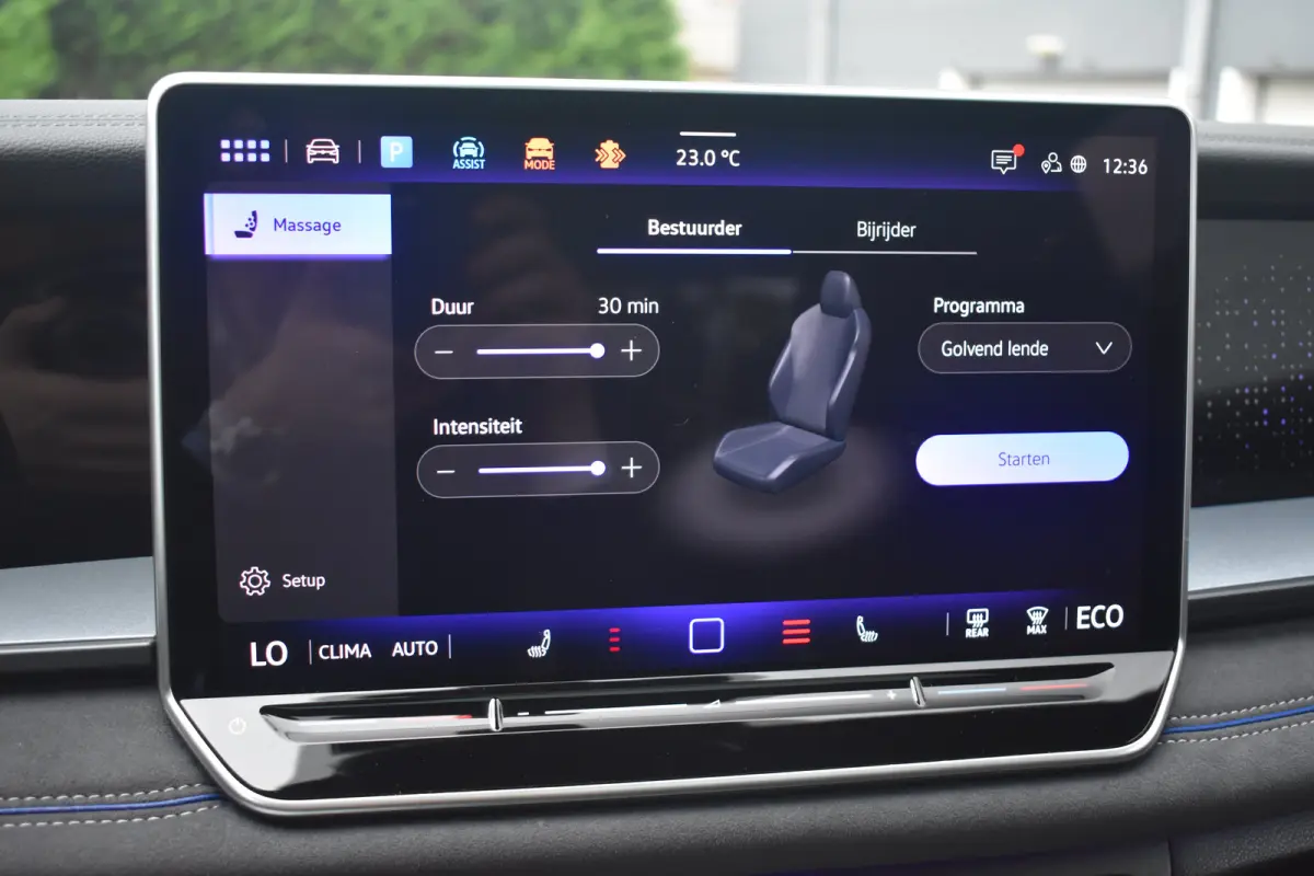 1.5 eHybrid 204PK R-Line Edition | ACC | Navigatie Discover Pro | Dode hoek detectie | Head-up display | Schuif-kanteldak | Wegklapbare trekhaak | 360 camera | VERLENGDE GARANTIE!