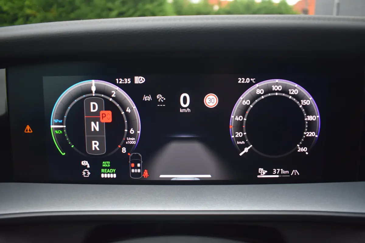 1.5 eHybrid 204PK R-Line Edition | ACC | Navigatie Discover Pro | Dode hoek detectie | Head-up display | Schuif-kanteldak | Wegklapbare trekhaak | 360 camera | VERLENGDE GARANTIE!