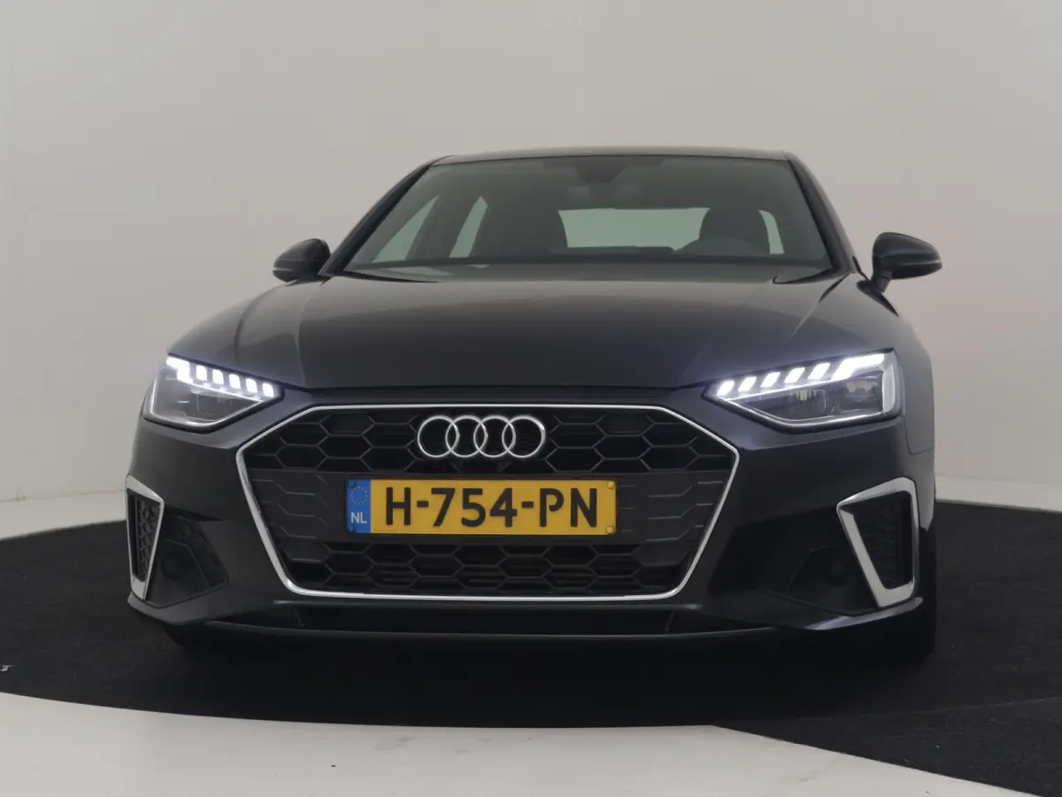 35 TFSI Launch edition Sport 150PK AUTO | Cruise control adapt | Climate control | Keyless start | Parkeersensoren | App connect | DAB | LED | 19"LMV