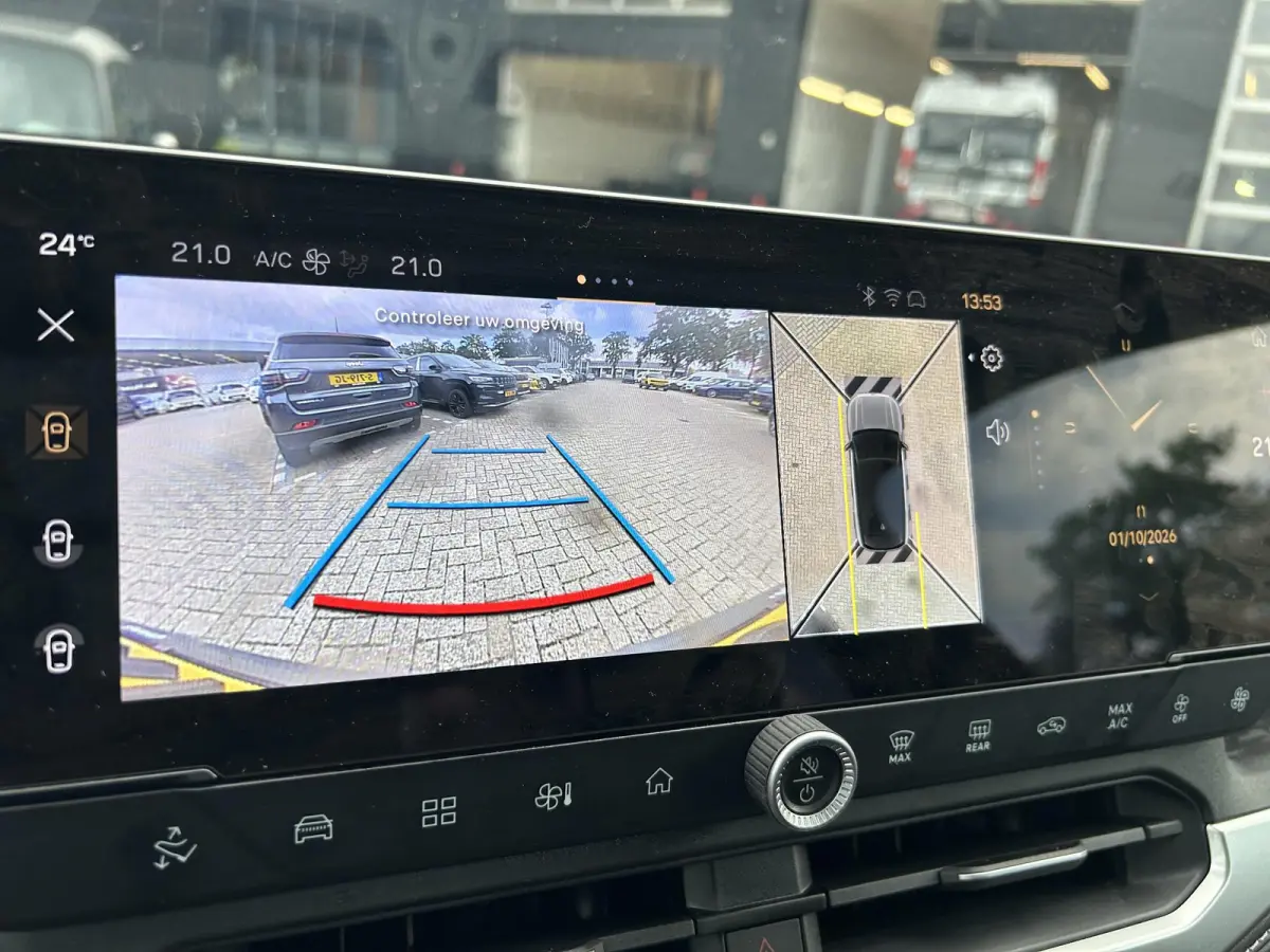 First Edition 74 kWh | Navigatie | Elektrisch Schuif/kanteldak | 360 graden Camera | Stoel & stuurverwarming | Parkeersensoren | LMV 20" |