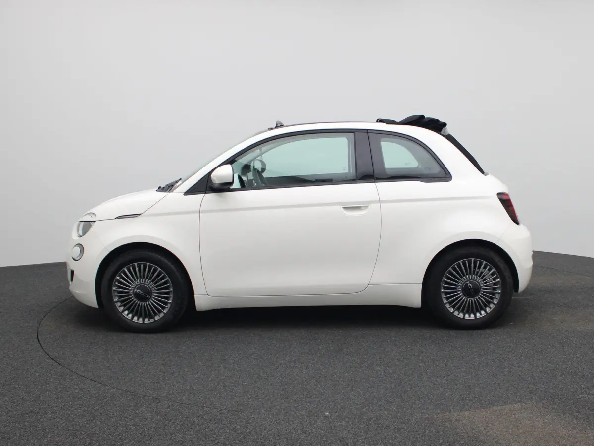 C Icon 42 kWh | Navigatie | Parkeersensoren | Stoelverwarming | 16" Lichtmetalen velgen | Apple Carplay/Android Auto |