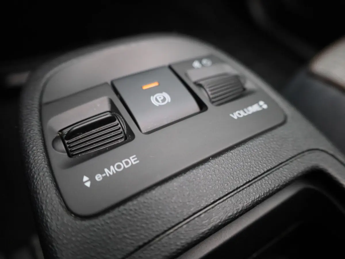 C Icon 42 kWh | Navigatie | Parkeersensoren | Stoelverwarming | 16" Lichtmetalen velgen | Apple Carplay/Android Auto |