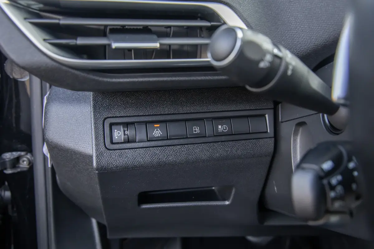 1.6 HYbrid 225 Blue Lease Allure | Panoramadak | Camera | Apple Carplay/Android Auto | Cruise control | Elektrisch bedienbare achterklep | Keyless | Digitaal dashboard | Achteruitrijcamera |