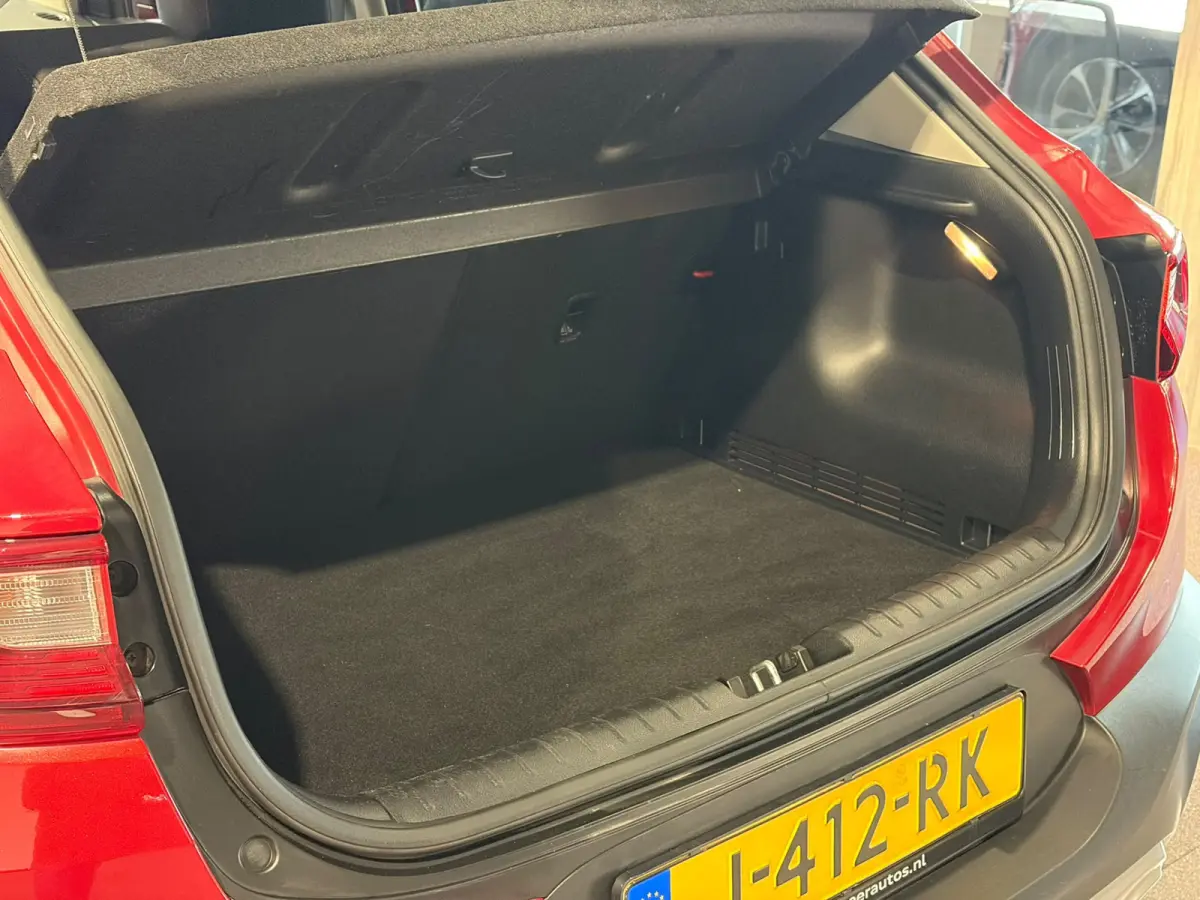1.0 T-GDi DynamicPlusLine Camera | Carplay | Lane assist | DAB