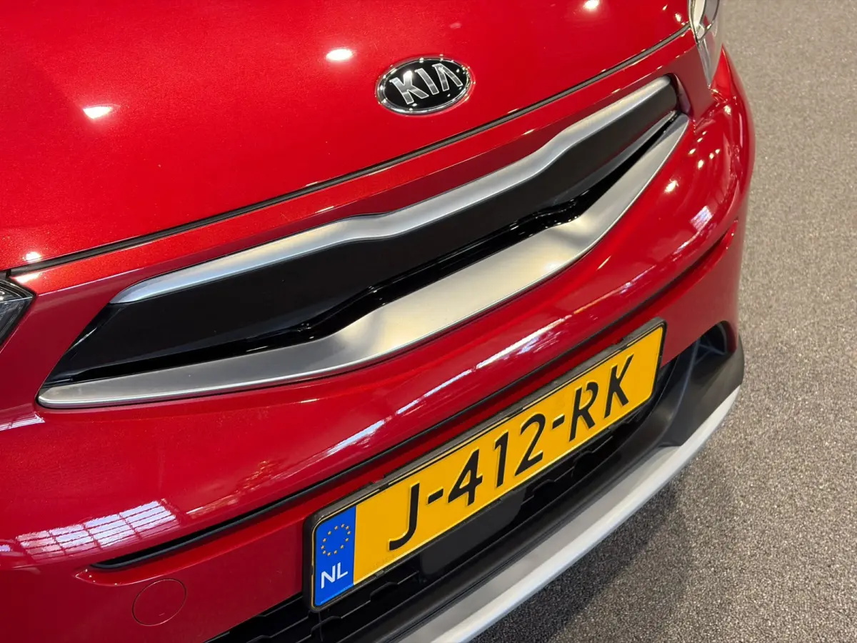 1.0 T-GDi DynamicPlusLine Camera | Carplay | Lane assist | DAB