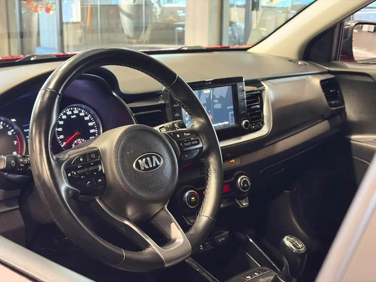 1.0 T-GDi DynamicPlusLine Camera | Carplay | Lane assist | DAB