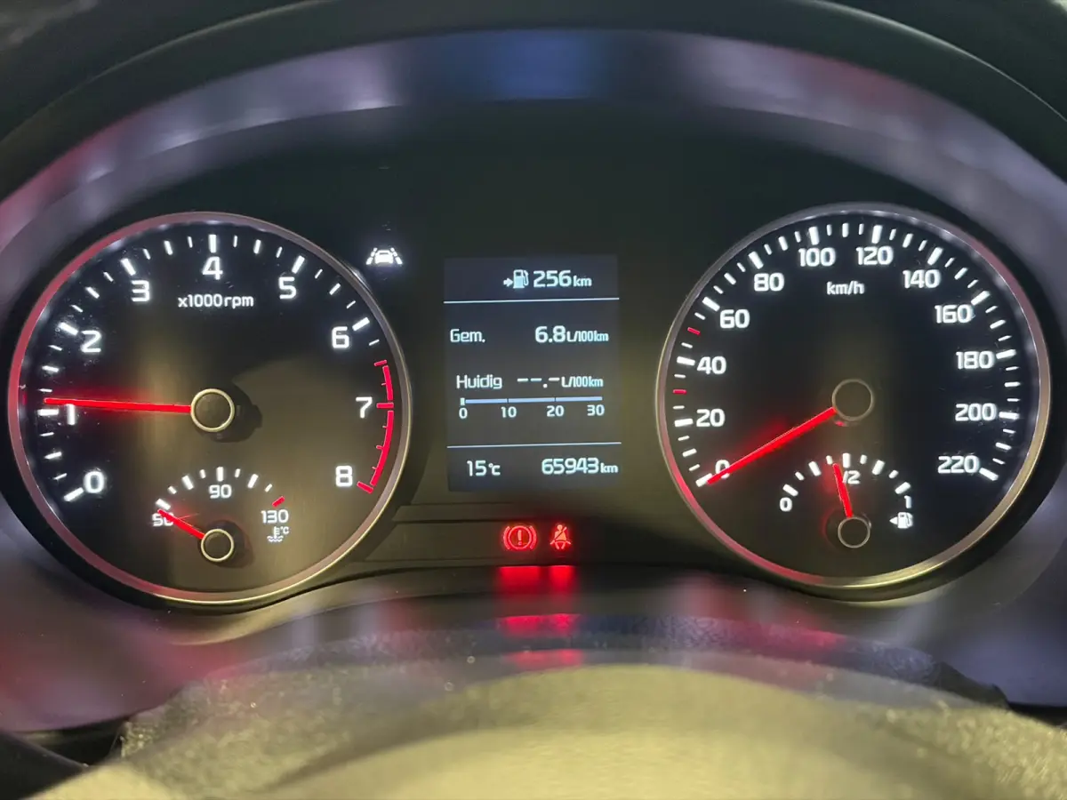 1.0 T-GDi DynamicPlusLine Camera | Carplay | Lane assist | DAB