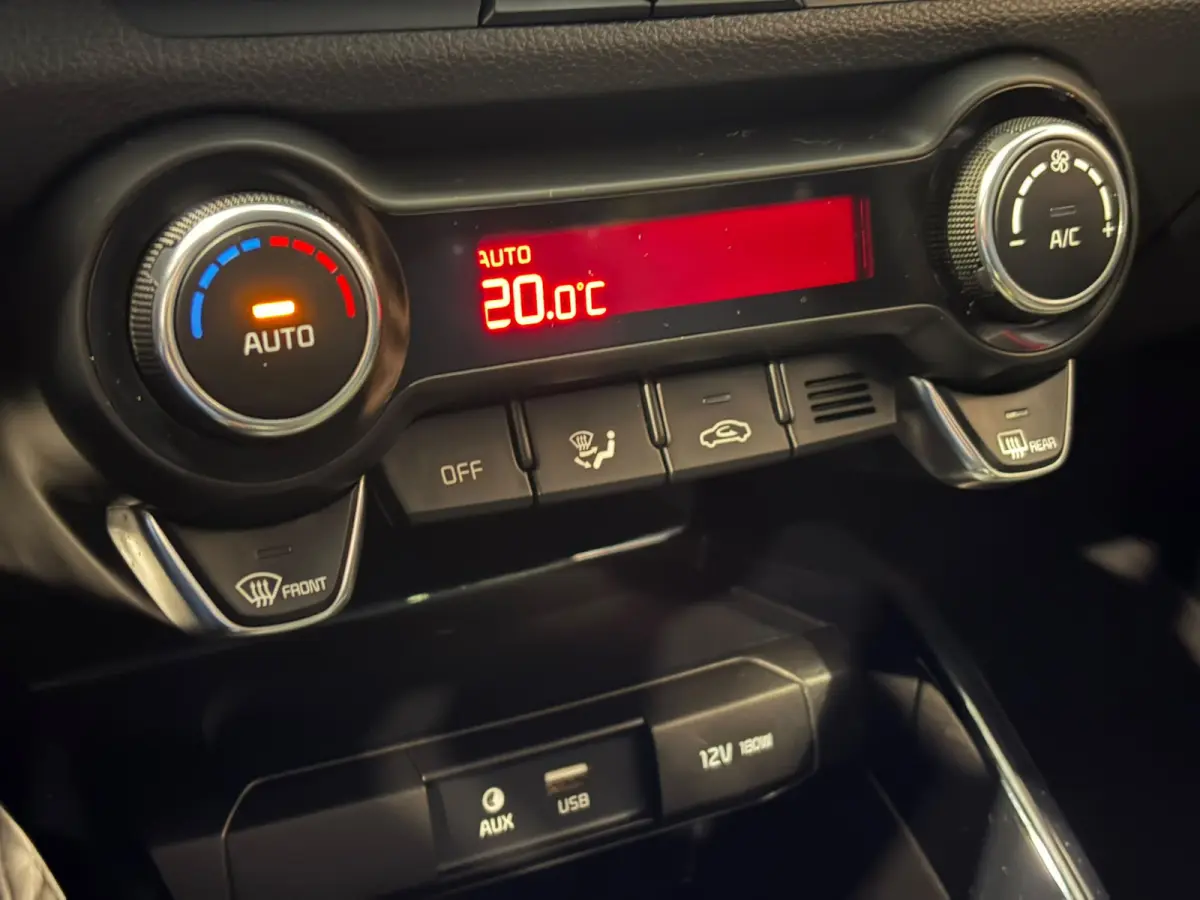 1.0 T-GDi DynamicPlusLine Camera | Carplay | Lane assist | DAB