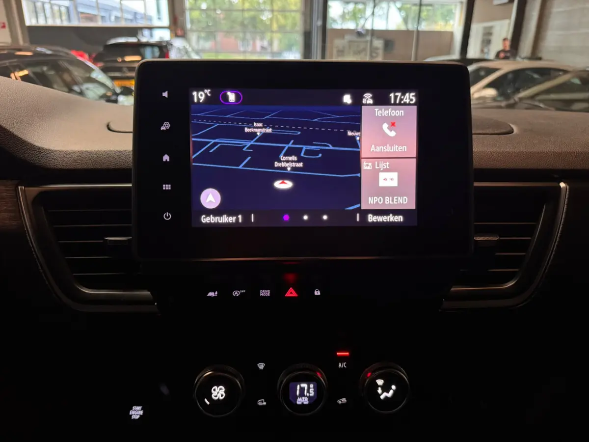 2.0 Black edition Blue dCi 150 EDC T29 L1H1 17inch, Navi, Camera