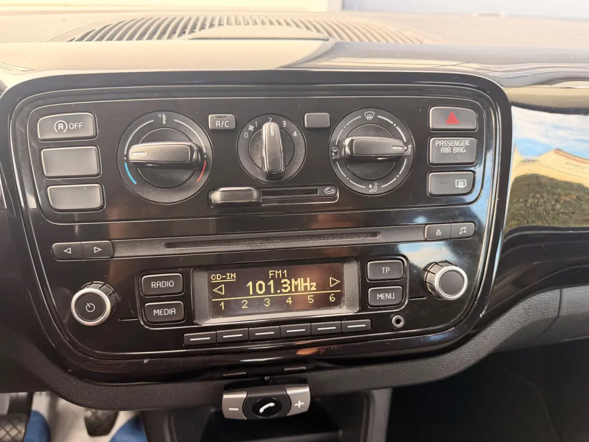 Up! 1.0 move up! BlueMotion/Airco/Aux/Bluetooth telefoonvoorbereiding/Lmv/Elek-pakket/5 deurs