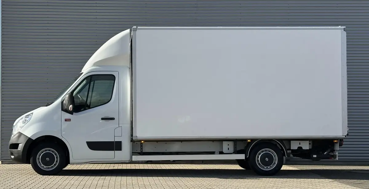 T35 2.3 dCi bakwagen met laadklep