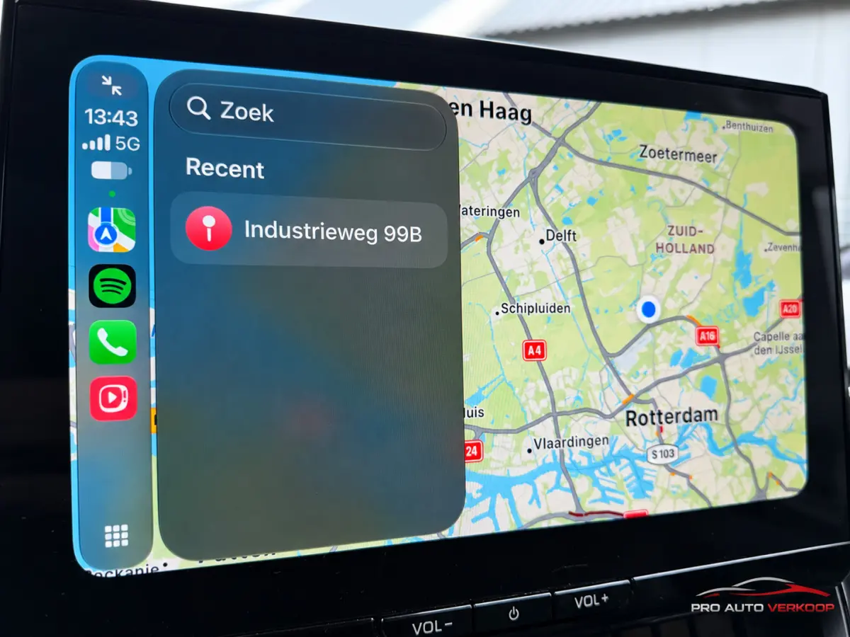 Hybrid 140 Active wireless carplay Camera_Full option