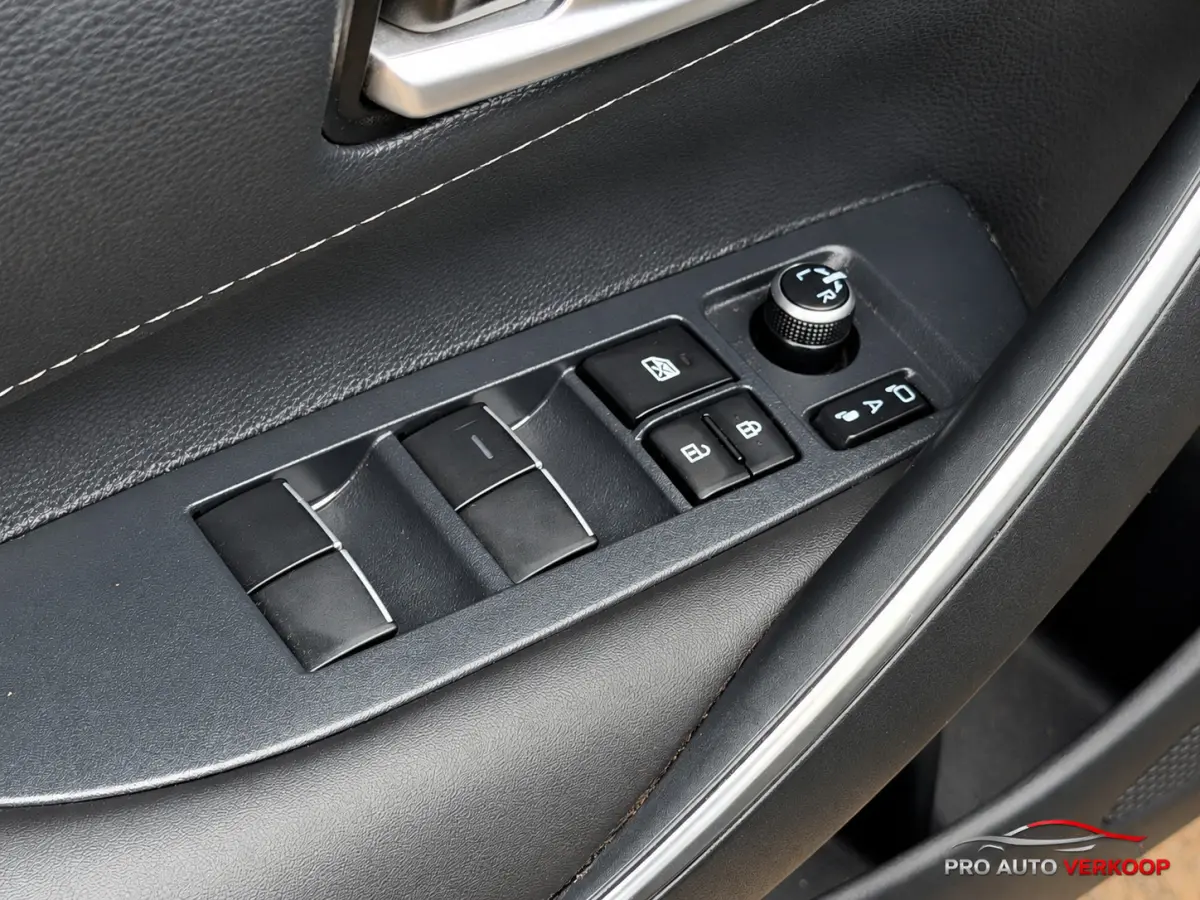 Hybrid 140 Active wireless carplay Camera_Full option