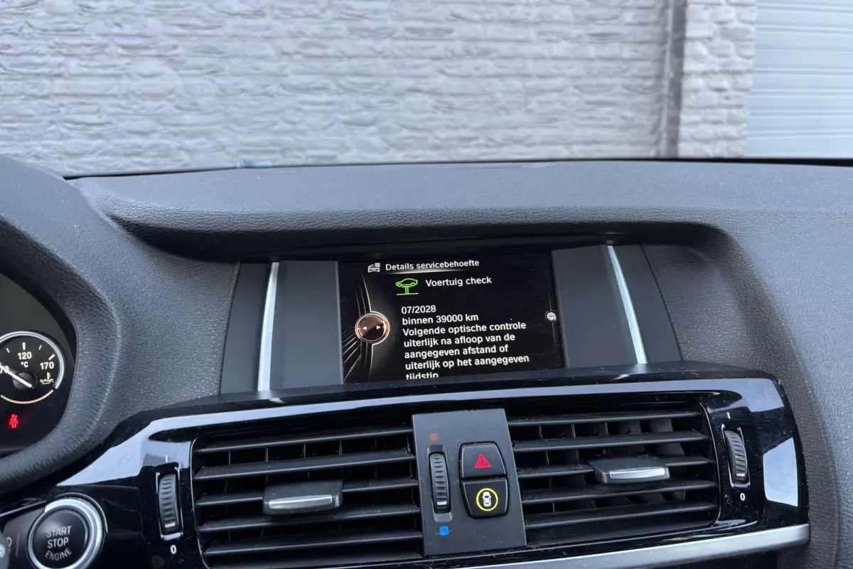 xDrive28i Executive | Head-Up | Trekhaak | Memory | Leder | Stoelverwarming | PDC A | Elektrische Klep