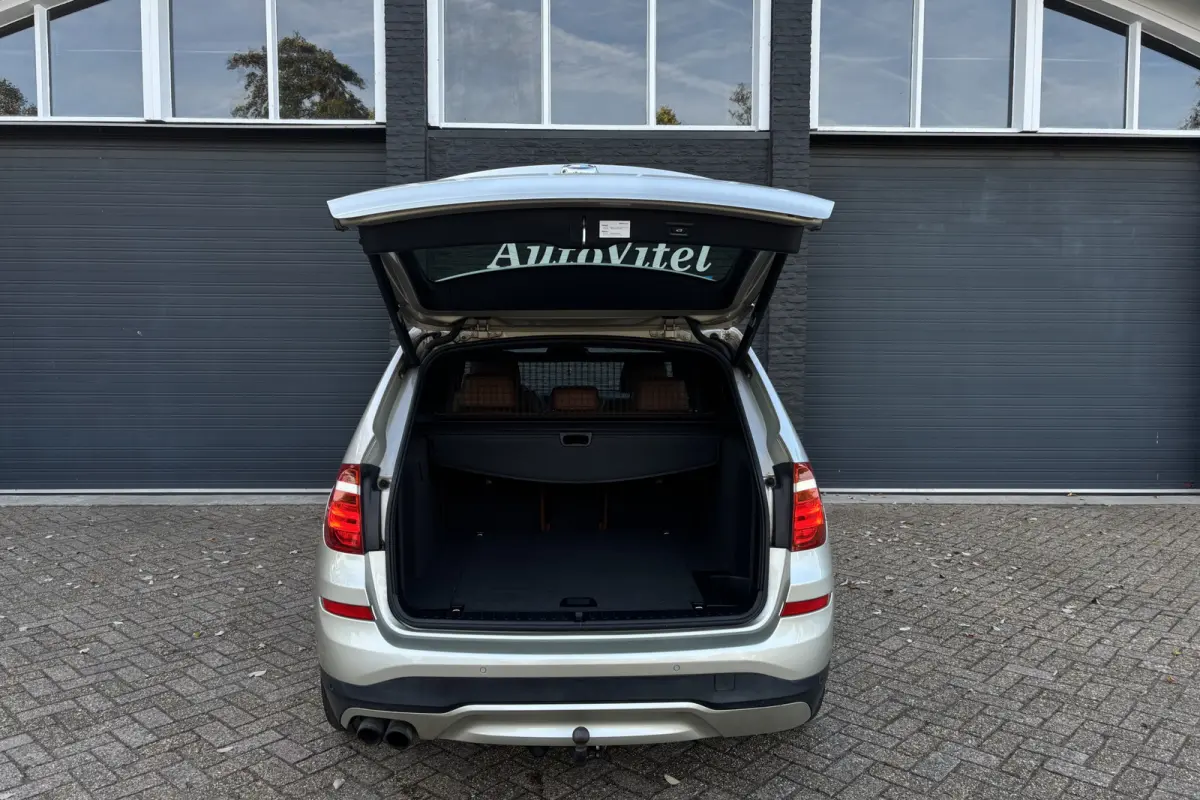 xDrive28i Executive | Head-Up | Trekhaak | Memory | Leder | Stoelverwarming | PDC A | Elektrische Klep