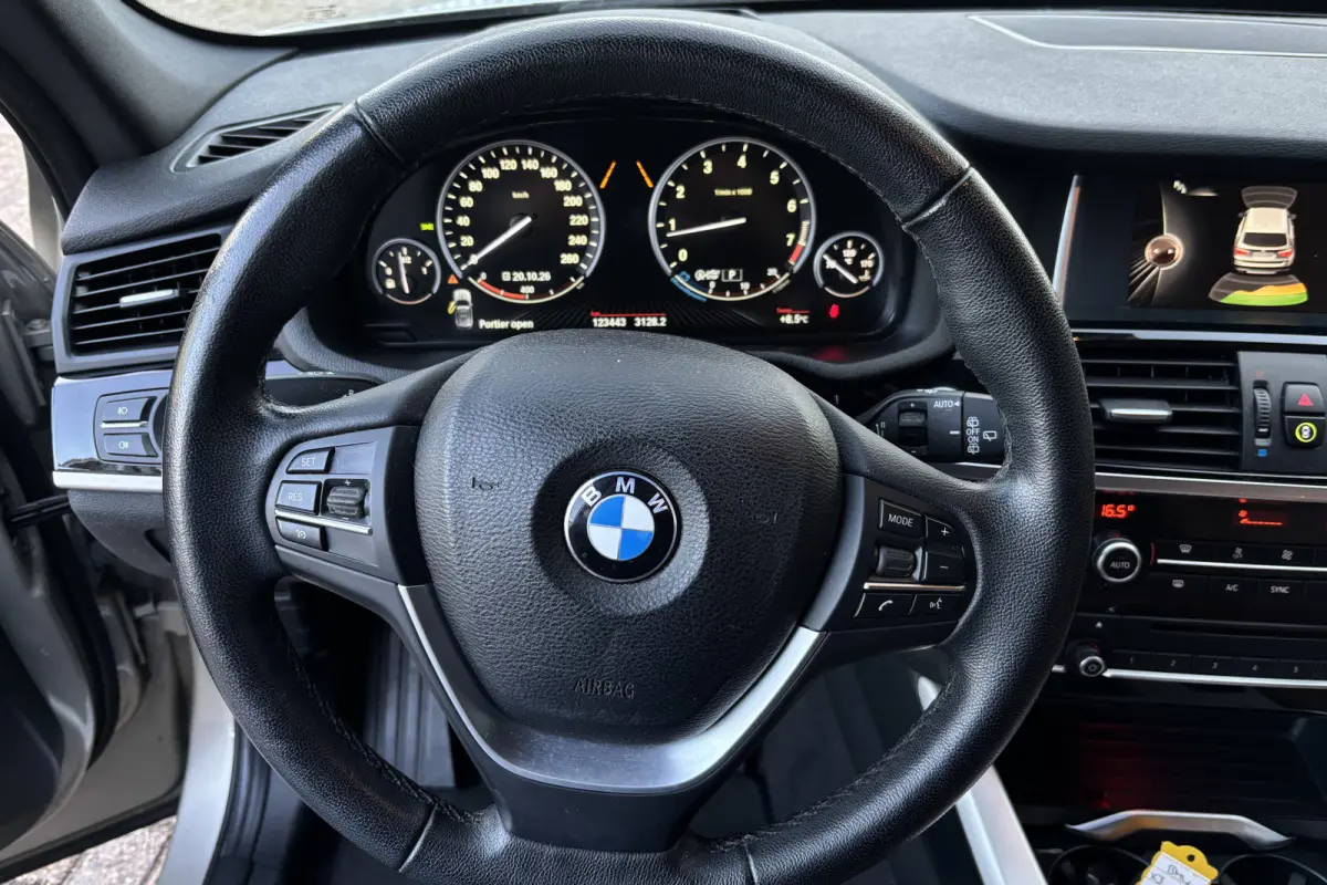 xDrive28i Executive | Head-Up | Trekhaak | Memory | Leder | Stoelverwarming | PDC A | Elektrische Klep