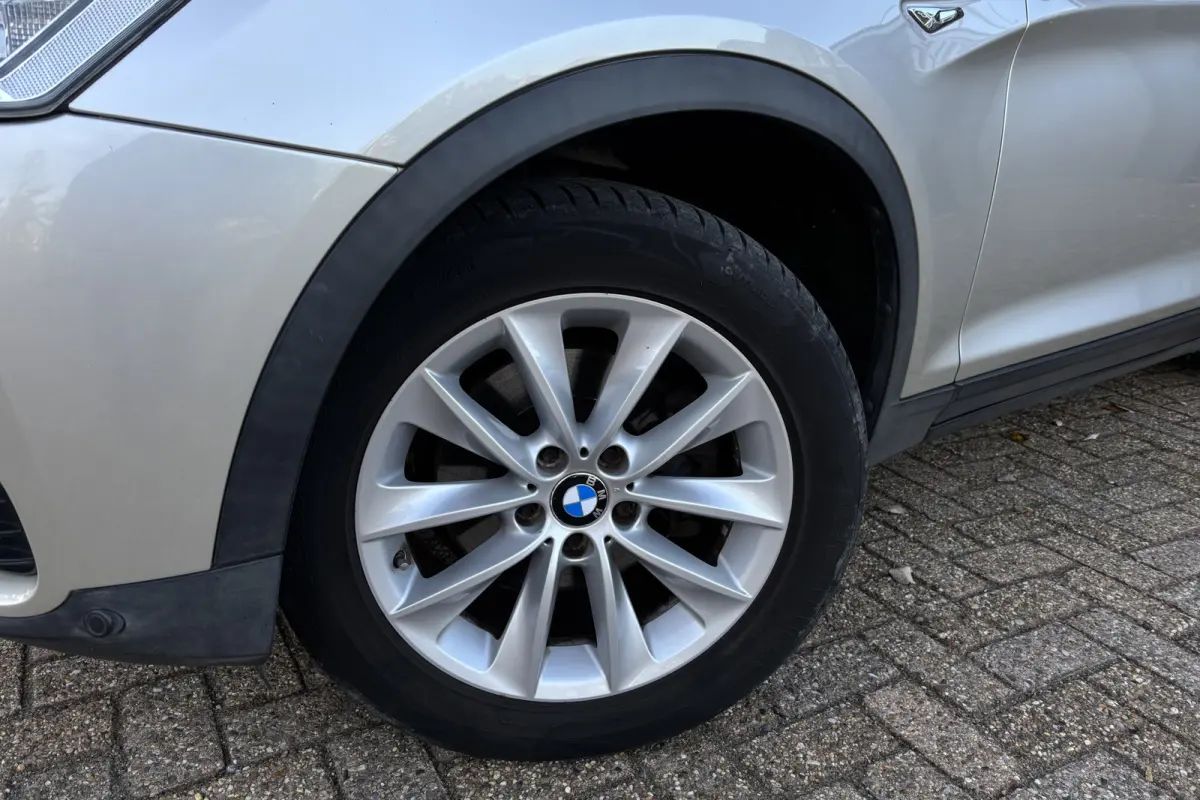 xDrive28i Executive | Head-Up | Trekhaak | Memory | Leder | Stoelverwarming | PDC A | Elektrische Klep