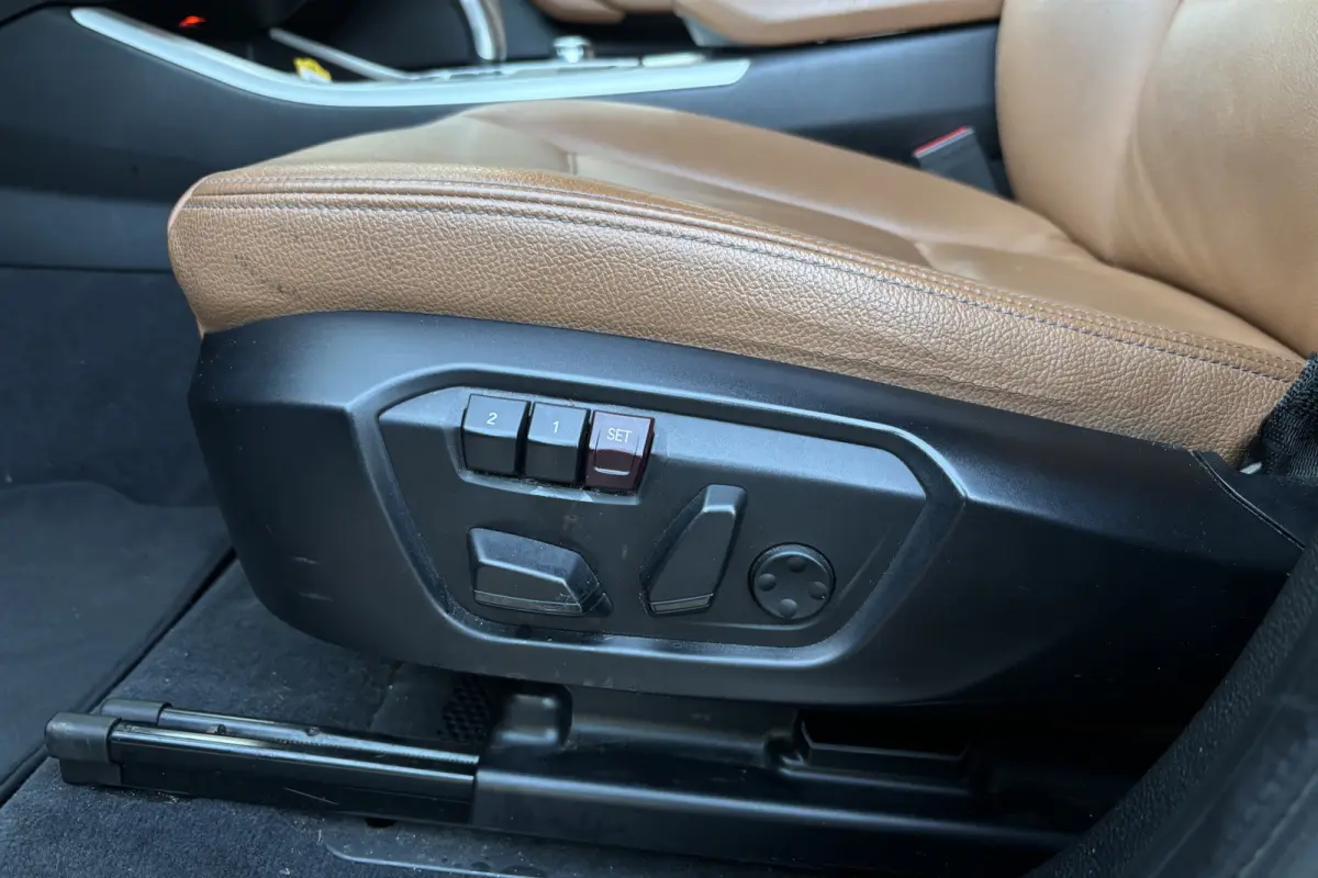 xDrive28i Executive | Head-Up | Trekhaak | Memory | Leder | Stoelverwarming | PDC A | Elektrische Klep