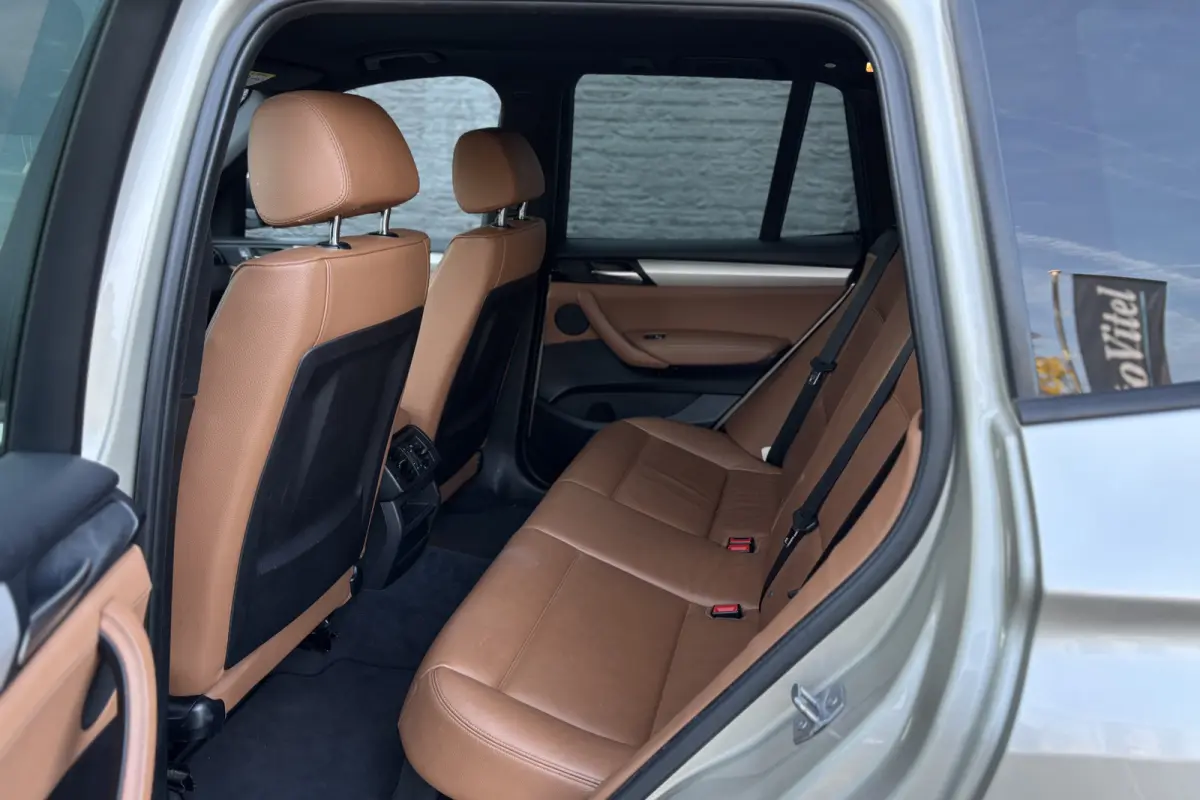 xDrive28i Executive | Head-Up | Trekhaak | Memory | Leder | Stoelverwarming | PDC A | Elektrische Klep
