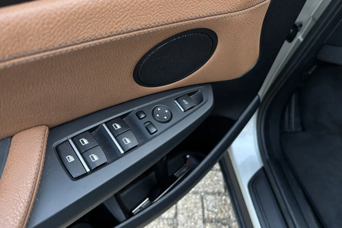 xDrive28i Executive | Head-Up | Trekhaak | Memory | Leder | Stoelverwarming | PDC A | Elektrische Klep