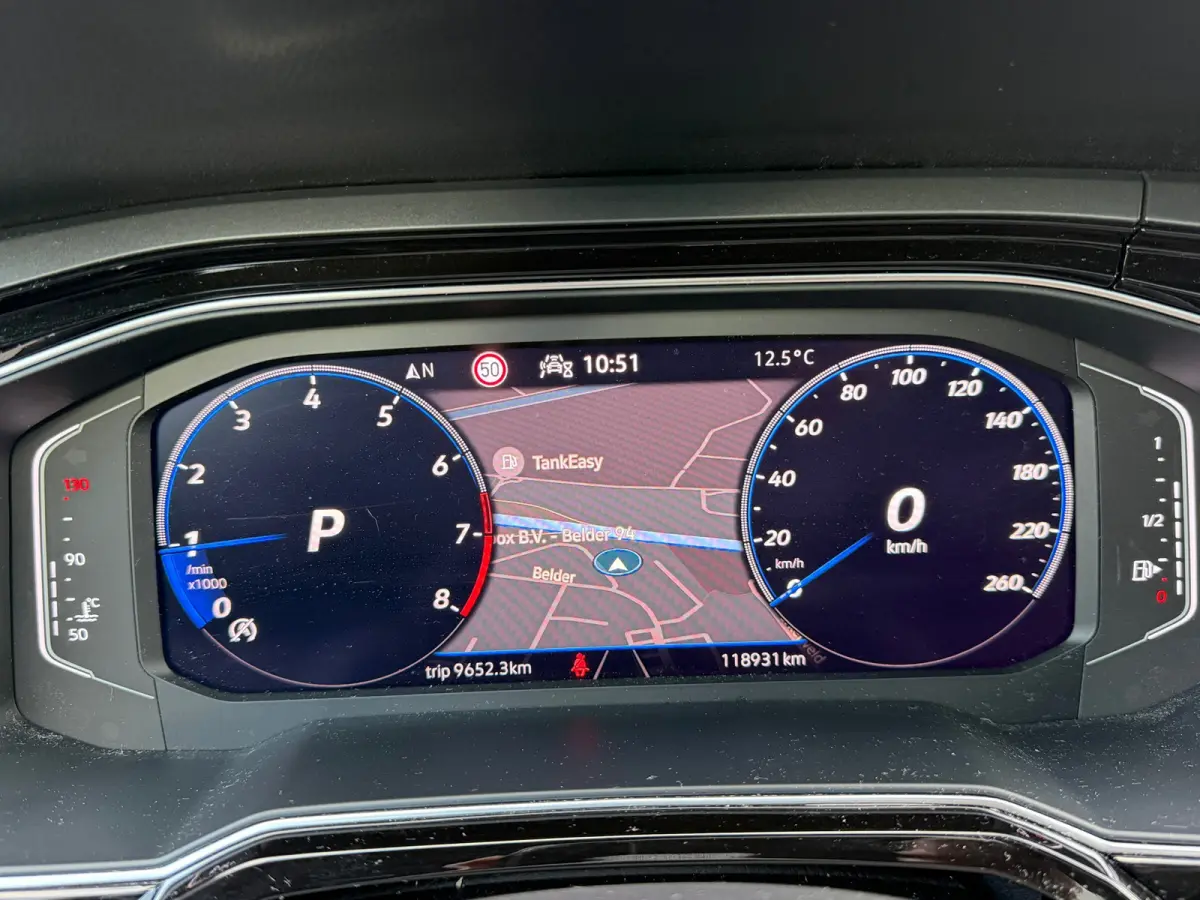 1.0 TSI R-Line DSG Pano/Navi/Led/Cam/Virtua