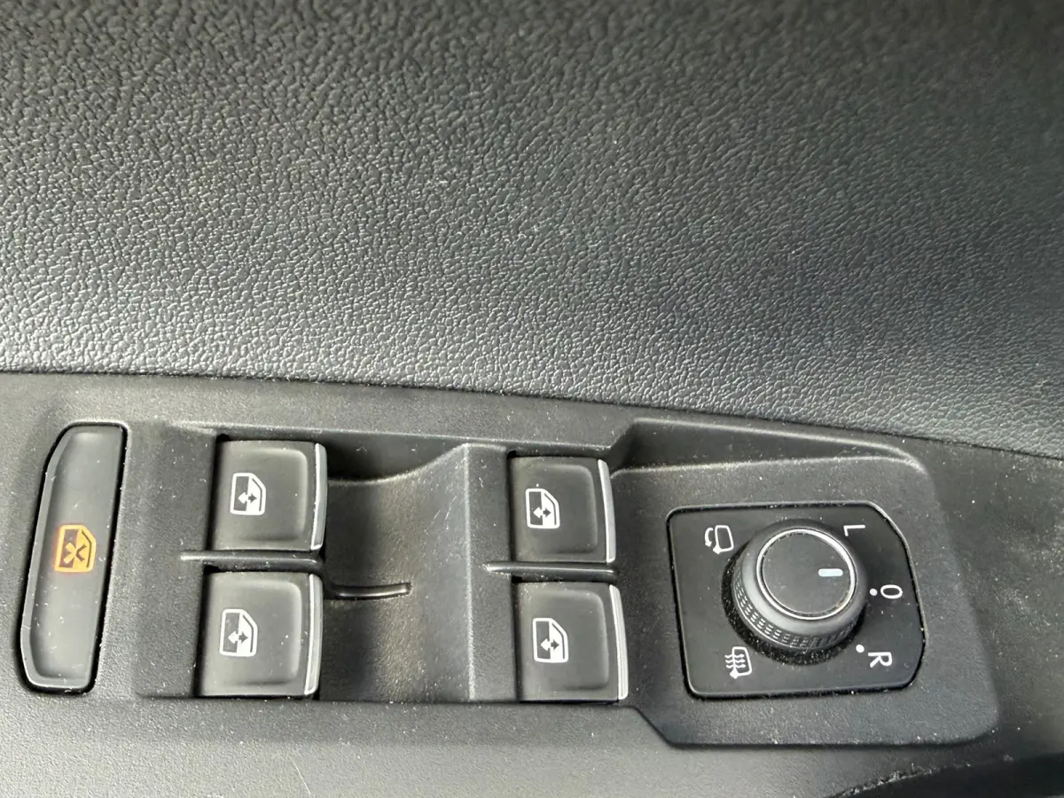 1.0 TSI R-Line DSG Pano/Navi/Led/Cam/Virtua