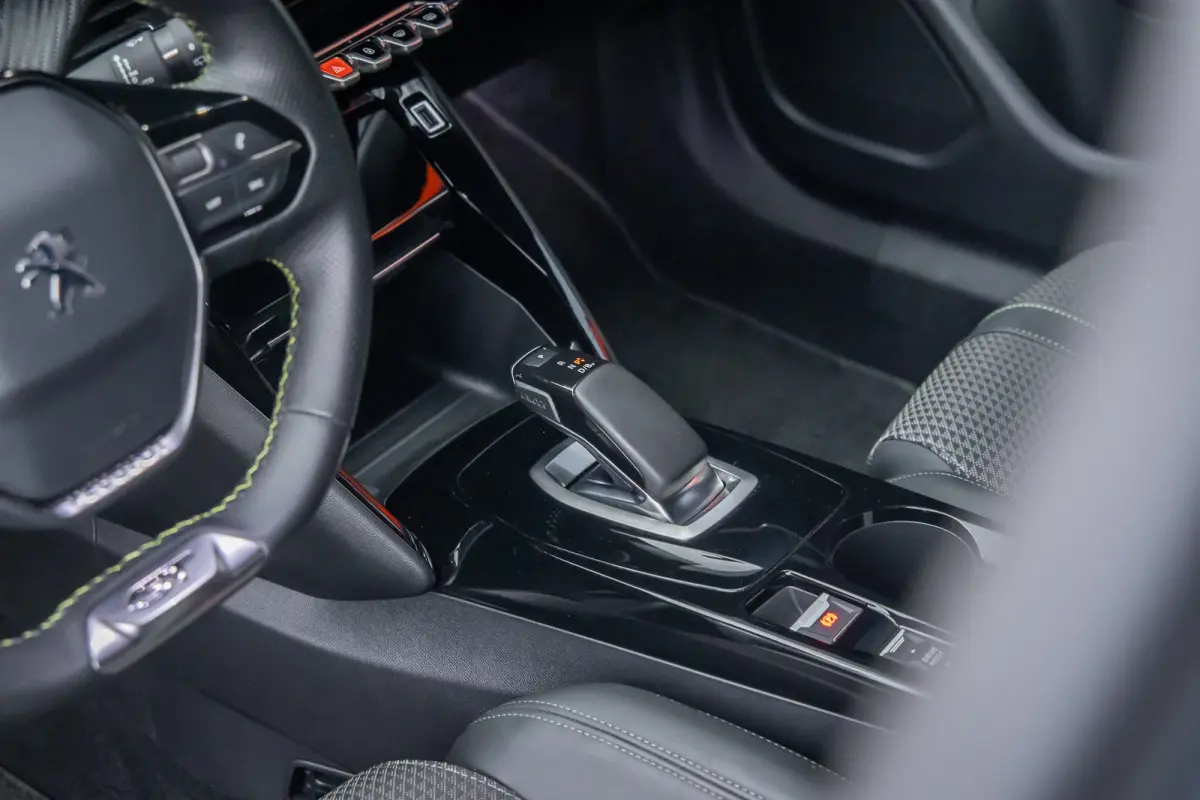 EV GT-LINE 50 kWh | Camera | Stoelverwarming | Apple Carplay/Android Auto | Keyless | Navigatie | Sportstoelen | Achteruitrijcamera | Apple Carplay/Android Auto|telefoonintegratie premium | 