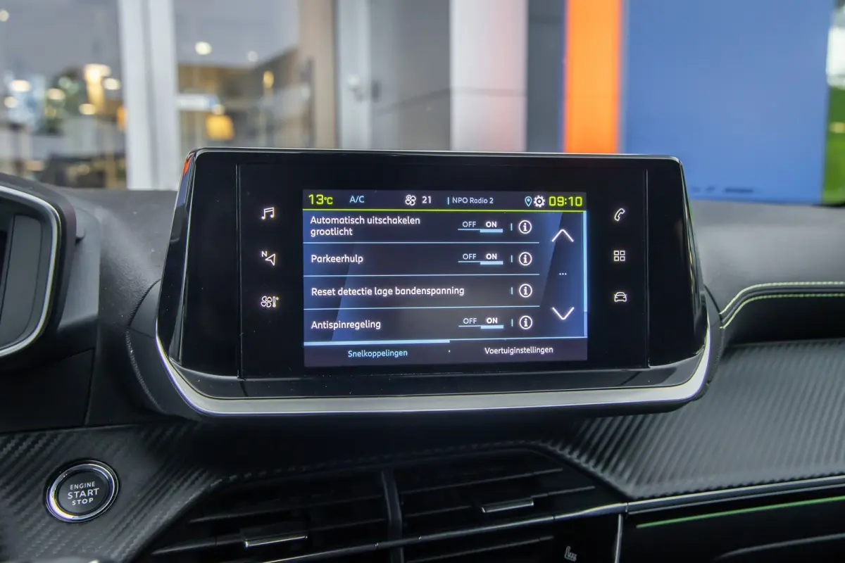 EV GT-LINE 50 kWh | Camera | Stoelverwarming | Apple Carplay/Android Auto | Keyless | Navigatie | Sportstoelen | Achteruitrijcamera | Apple Carplay/Android Auto|telefoonintegratie premium | 