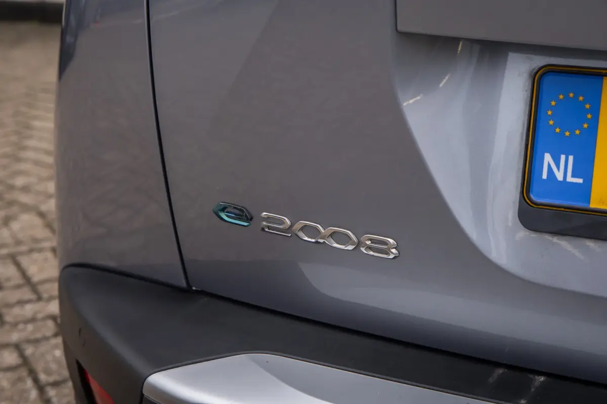 EV GT-LINE 50 kWh | Camera | Stoelverwarming | Apple Carplay/Android Auto | Keyless | Navigatie | Sportstoelen | Achteruitrijcamera | Apple Carplay/Android Auto|telefoonintegratie premium | 