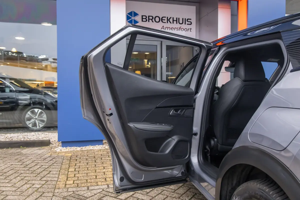 EV GT-LINE 50 kWh | Camera | Stoelverwarming | Apple Carplay/Android Auto | Keyless | Navigatie | Sportstoelen | Achteruitrijcamera | Apple Carplay/Android Auto|telefoonintegratie premium | 