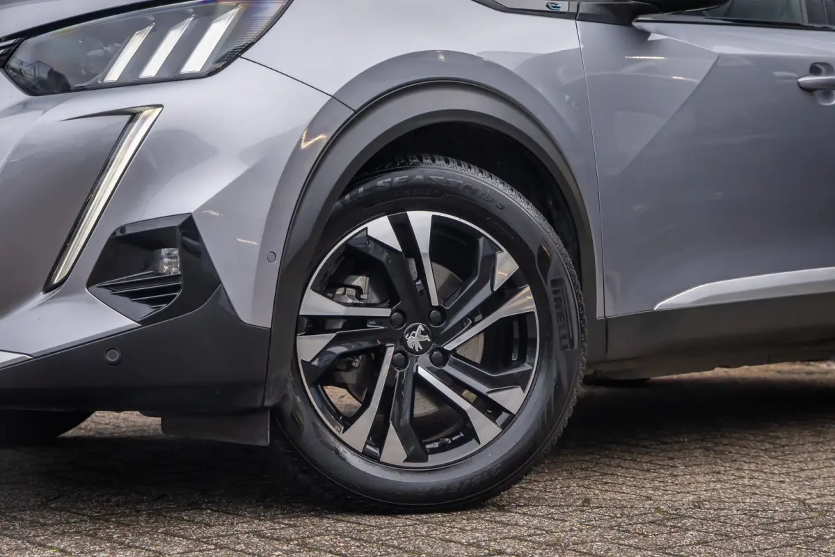 EV GT-LINE 50 kWh | Camera | Stoelverwarming | Apple Carplay/Android Auto | Keyless | Navigatie | Sportstoelen | Achteruitrijcamera | Apple Carplay/Android Auto|telefoonintegratie premium | 