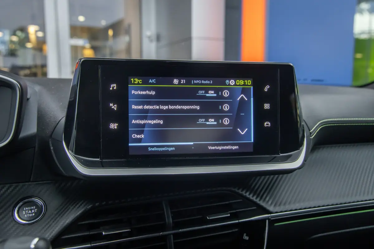 EV GT-LINE 50 kWh | Camera | Stoelverwarming | Apple Carplay/Android Auto | Keyless | Navigatie | Sportstoelen | Achteruitrijcamera | Apple Carplay/Android Auto|telefoonintegratie premium | 