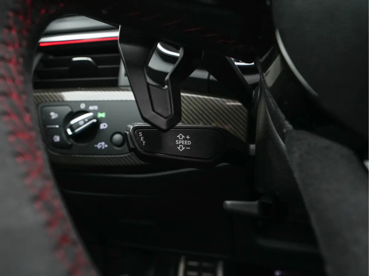 35 TFSI S edition Competition Aut. *LEATHER-MICROFIBRE | FULL-LED | SPORT-SEATS | KEYLESS | DIGI-COCKPIT | AMBIENT-LIGHT | NAVI-FULLMAP | PRIVACY-GLASS | SHIFT-PADDLES | ECC | PDC | CRUISE |