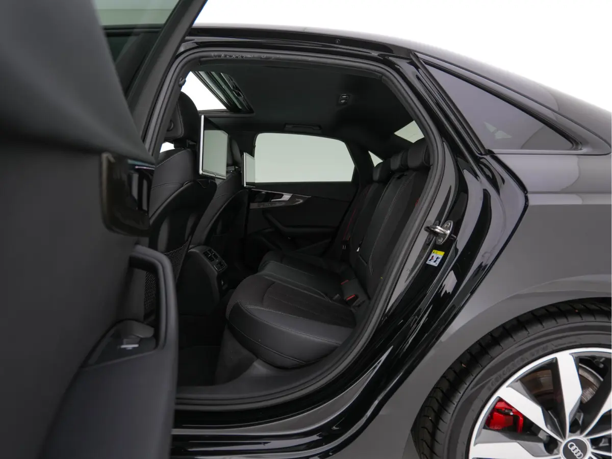 35 TFSI S edition Competition Aut. *LEATHER-MICROFIBRE | FULL-LED | SPORT-SEATS | KEYLESS | DIGI-COCKPIT | AMBIENT-LIGHT | NAVI-FULLMAP | PRIVACY-GLASS | SHIFT-PADDLES | ECC | PDC | CRUISE |