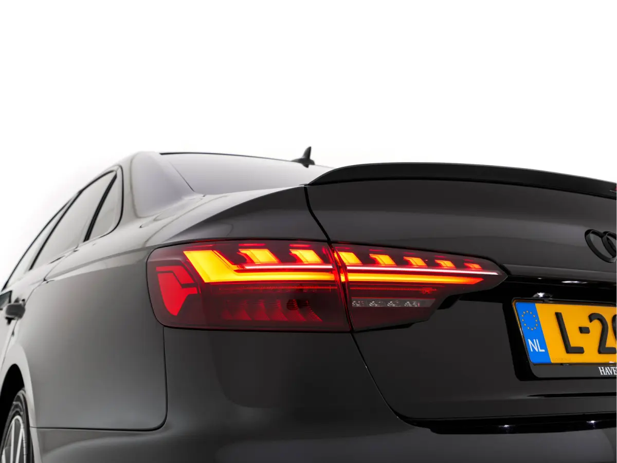 35 TFSI S edition Competition Aut. *LEATHER-MICROFIBRE | FULL-LED | SPORT-SEATS | KEYLESS | DIGI-COCKPIT | AMBIENT-LIGHT | NAVI-FULLMAP | PRIVACY-GLASS | SHIFT-PADDLES | ECC | PDC | CRUISE |