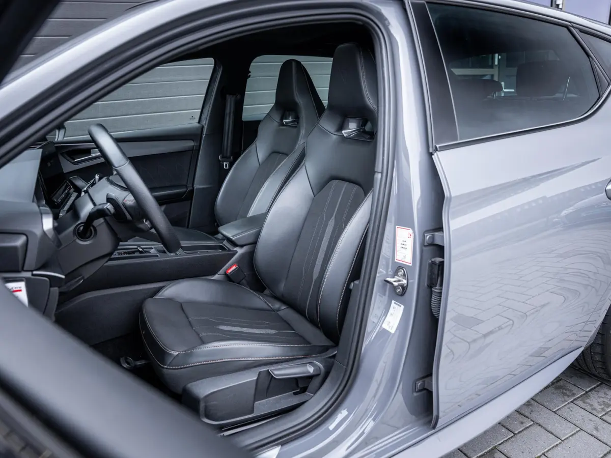 1.4 e-Hybrid VZ Copper Edition 245PK - Pano l ACC l Camera l Carplay