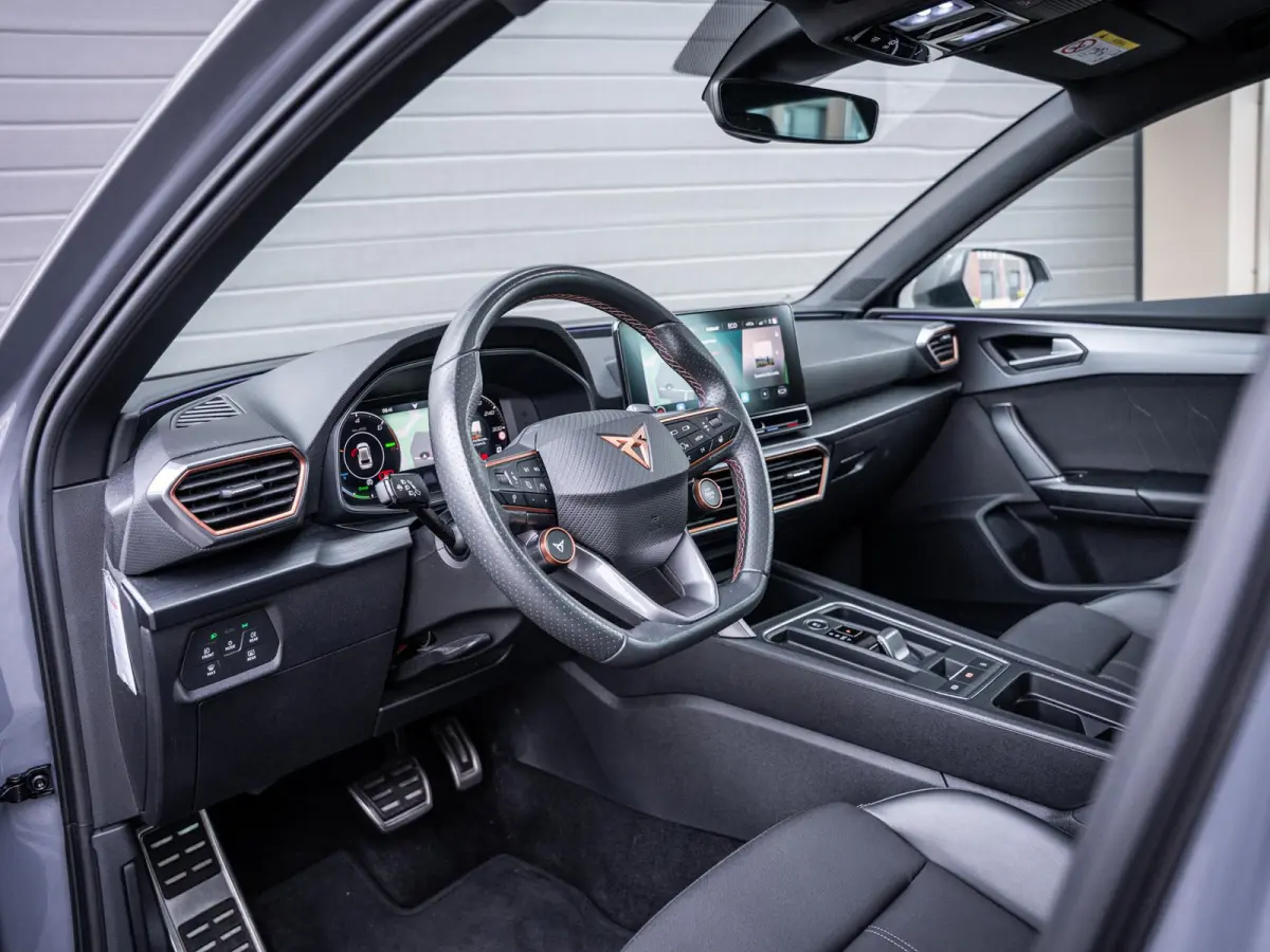 1.4 e-Hybrid VZ Copper Edition 245PK - Pano l ACC l Camera l Carplay