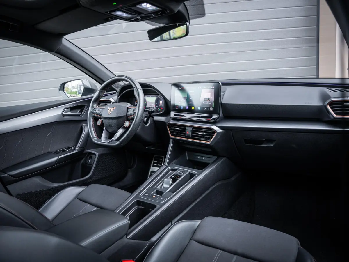 1.4 e-Hybrid VZ Copper Edition 245PK - Pano l ACC l Camera l Carplay
